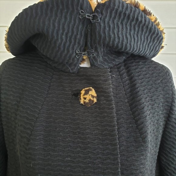 Vintage Union Made 50s/60s Black Silk Lined Wool Coat Faux Leopard collar / cuff - Picture 4 of 13